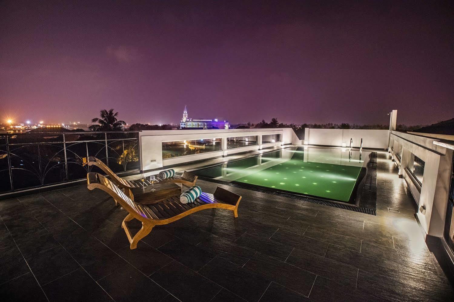 Alpha Old Court House Hotell Kochi Eksteriør bilde